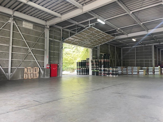 福岡篠栗倉庫50坪